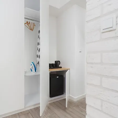 Golden Honey Apartment