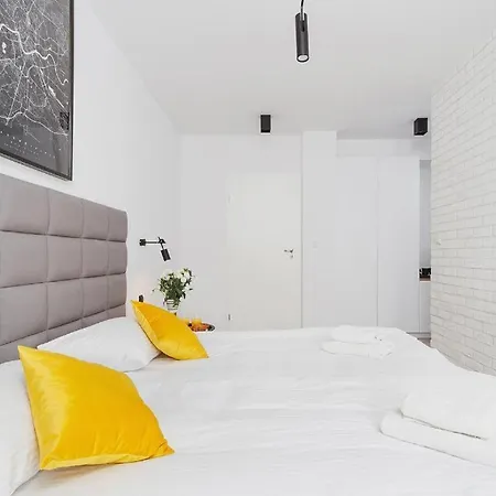 Apartment Golden Honey